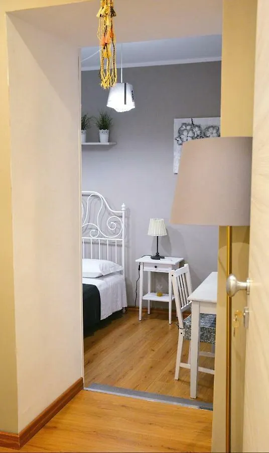Mia'S Rooms Noto 2*,